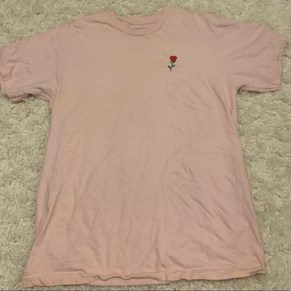 PacSun pink tee